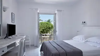 Myconian Sunrise Relais And Châteaux Hot