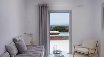 Myconian Sunrise Relais & Chateaux Hotel