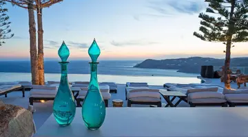 Myconian Utopia Relais & Chateaux