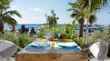 Mykonos Dove Beachfront Hotel