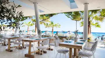 Mykonos Dove Beachfront Hotel