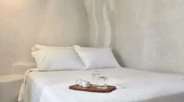 Mykonos Waves Beach House & Suites