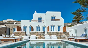 Mykonos Waves Beach House & Suites