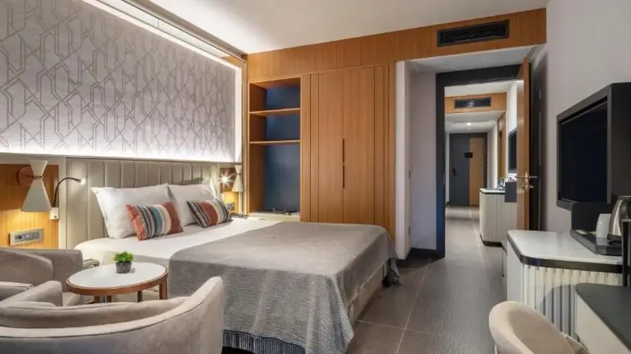 MYLOME LUXURY HOTEL & RESORT