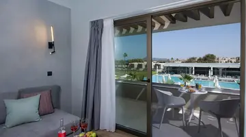 MYRION BEACH RESORT & SPA