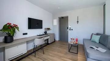 MYRION BEACH RESORT & SPA