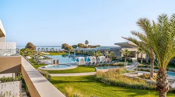 Myrion Beach Resort