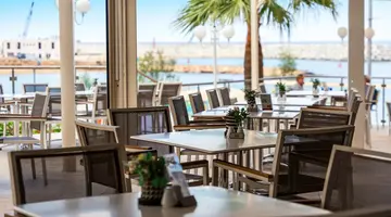 MyroAndrou Beach Hotel Apartments