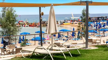 MyroAndrou Beach Hotel Apartments