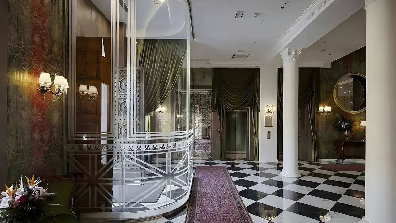 Mystery Hotel Budapest, Preferred Hotels & Resorts