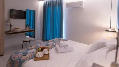 MYTHIC SUMMER HOTEL
