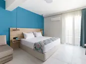 MYTHIC SUMMER HOTEL