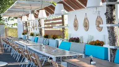 MYTHIC SUMMER HOTEL