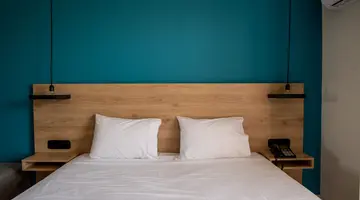 MYTHIC SUMMER HOTEL