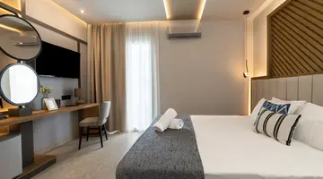 MYTHIC SUMMER HOTEL