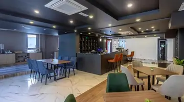 N Hotel