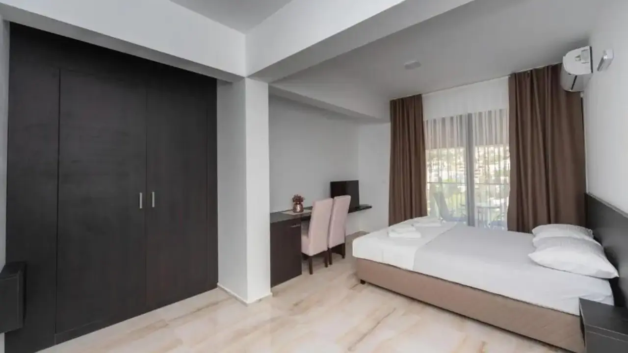 N Hotel