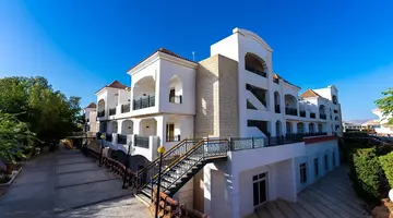Naama Bay Hotel Resort (ex. Tropitel Naa