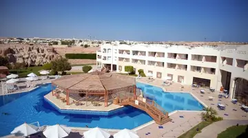 NAAMA BAY PROMENADE MOUNTAIN RESORT