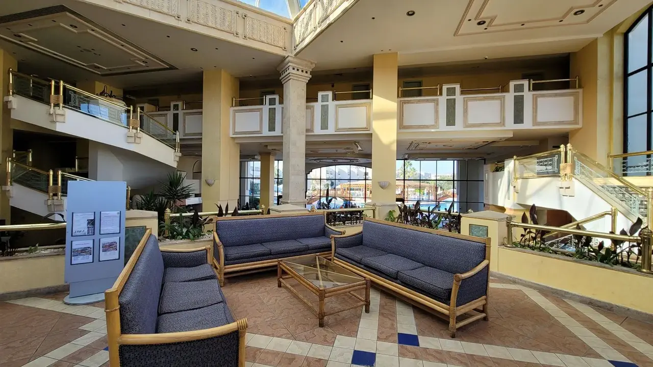 Naama Bay Promenade Mountain View (Ex. M