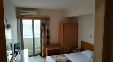 Nafsika Hotel
