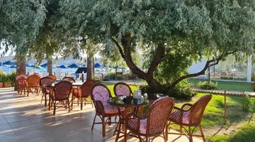 NAGI BEACH HOTEL