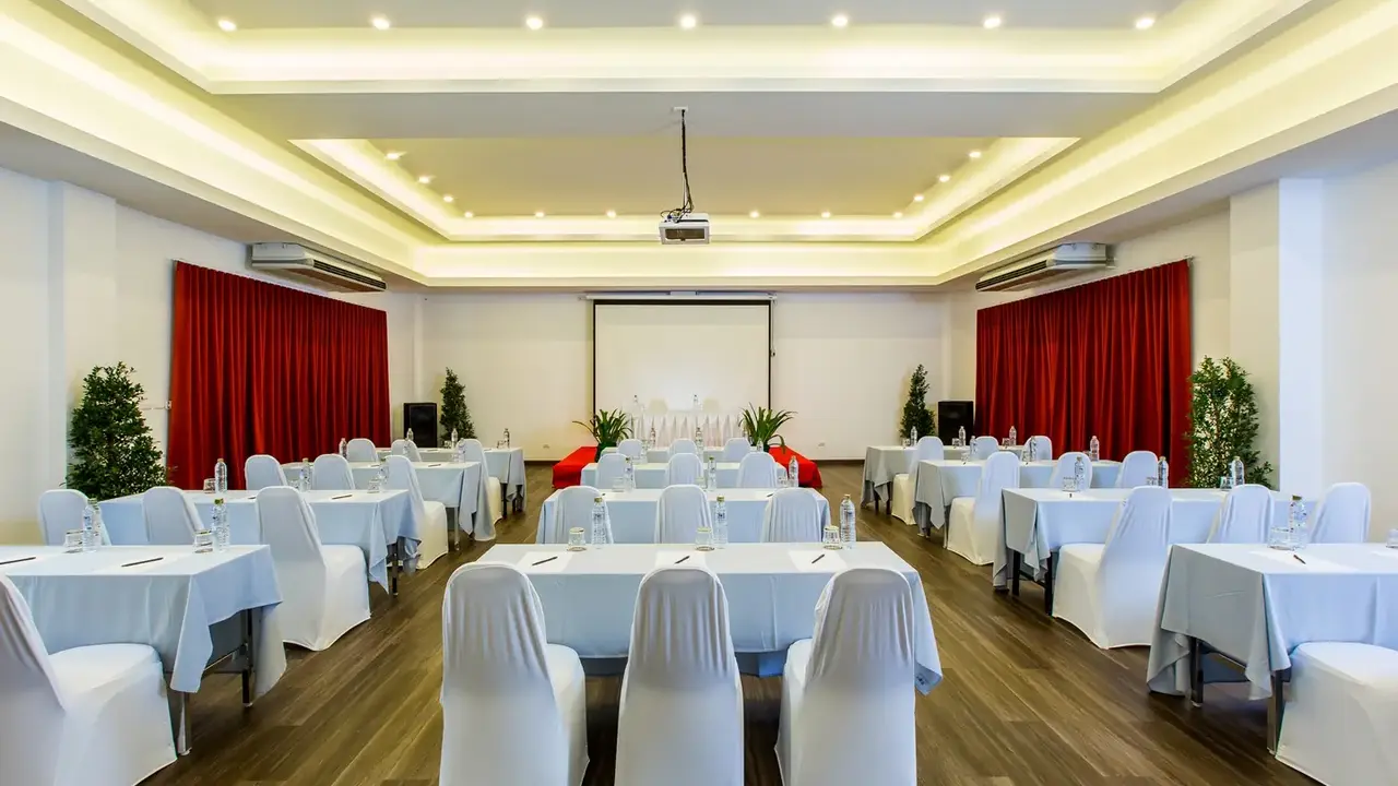 NAI YANG BEACH RESORT & SPA