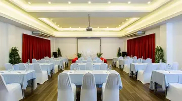 NAI YANG BEACH RESORT & SPA