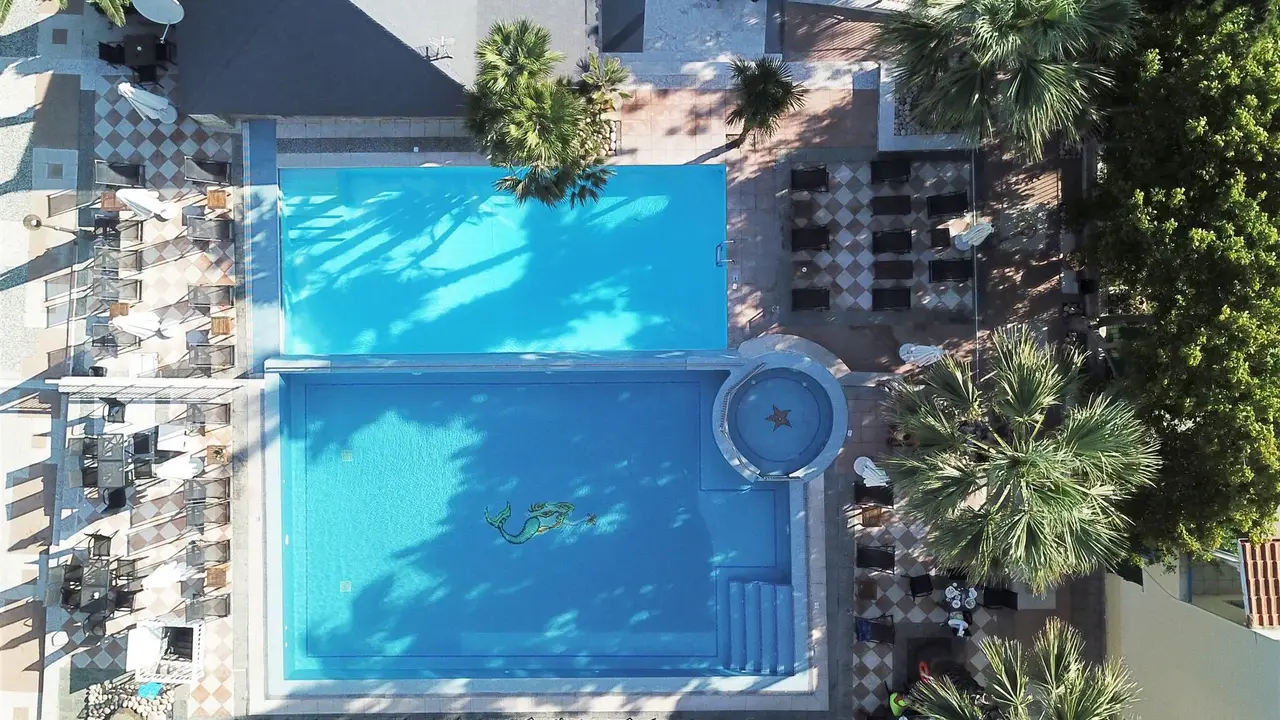 NAIAS BEACH HOTEL