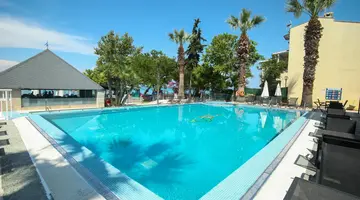 Naias Beach Hotel