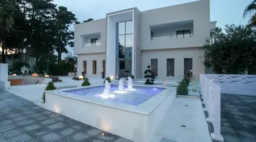 Naias Beach Hotel
