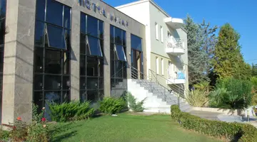 NAIAS BEACH HOTEL