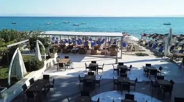 Naias Beach Hotel