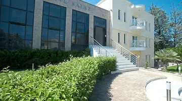Naias Beach