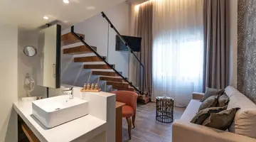 Naillac Boutique Hotel
