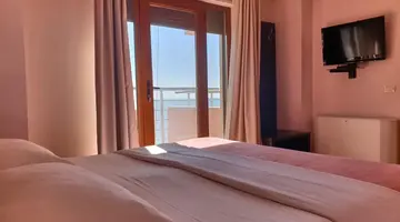 Nais Beach Hotel