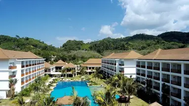 NAITHONBURI BEACH RESORT