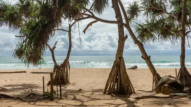NAITHONBURI BEACH RESORT