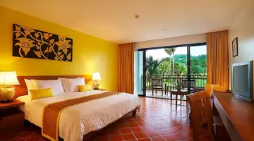 NAITHONBURI BEACH RESORT