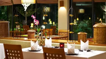 NAITHONBURI BEACH RESORT