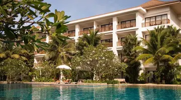 NAITHONBURI BEACH RESORT