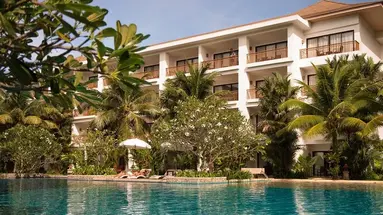 NAITHONBURI BEACH RESORT