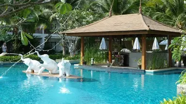 NAITHONBURI BEACH RESORT