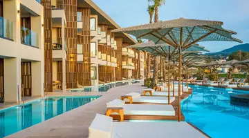 Nalu Resort And Spa