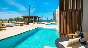 Nalu Resort And Spa