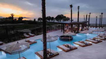 Nalu Resort & Spa (Adults Only 16+)