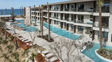 Nalu Resort & Spa
