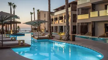 Nalu Resort & Spa