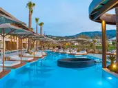 Nalu Resort & SPA
