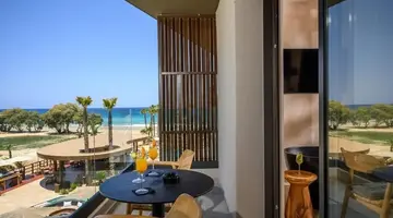 Nalu Resort & Spa